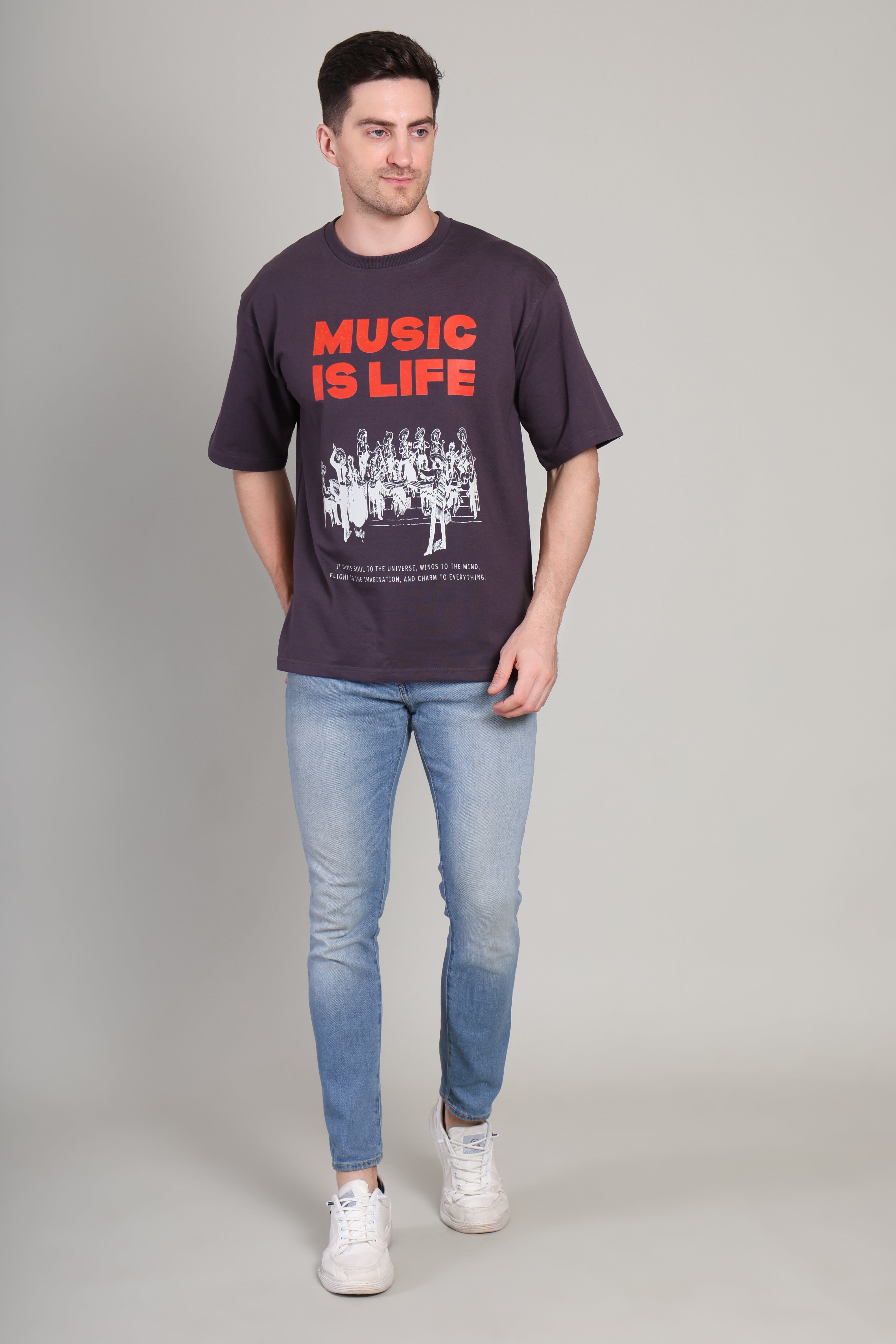 Oversized T Shirt - Music is Life - Grey